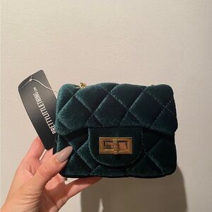PrettyLittleThing Green Velvet Mini Purse